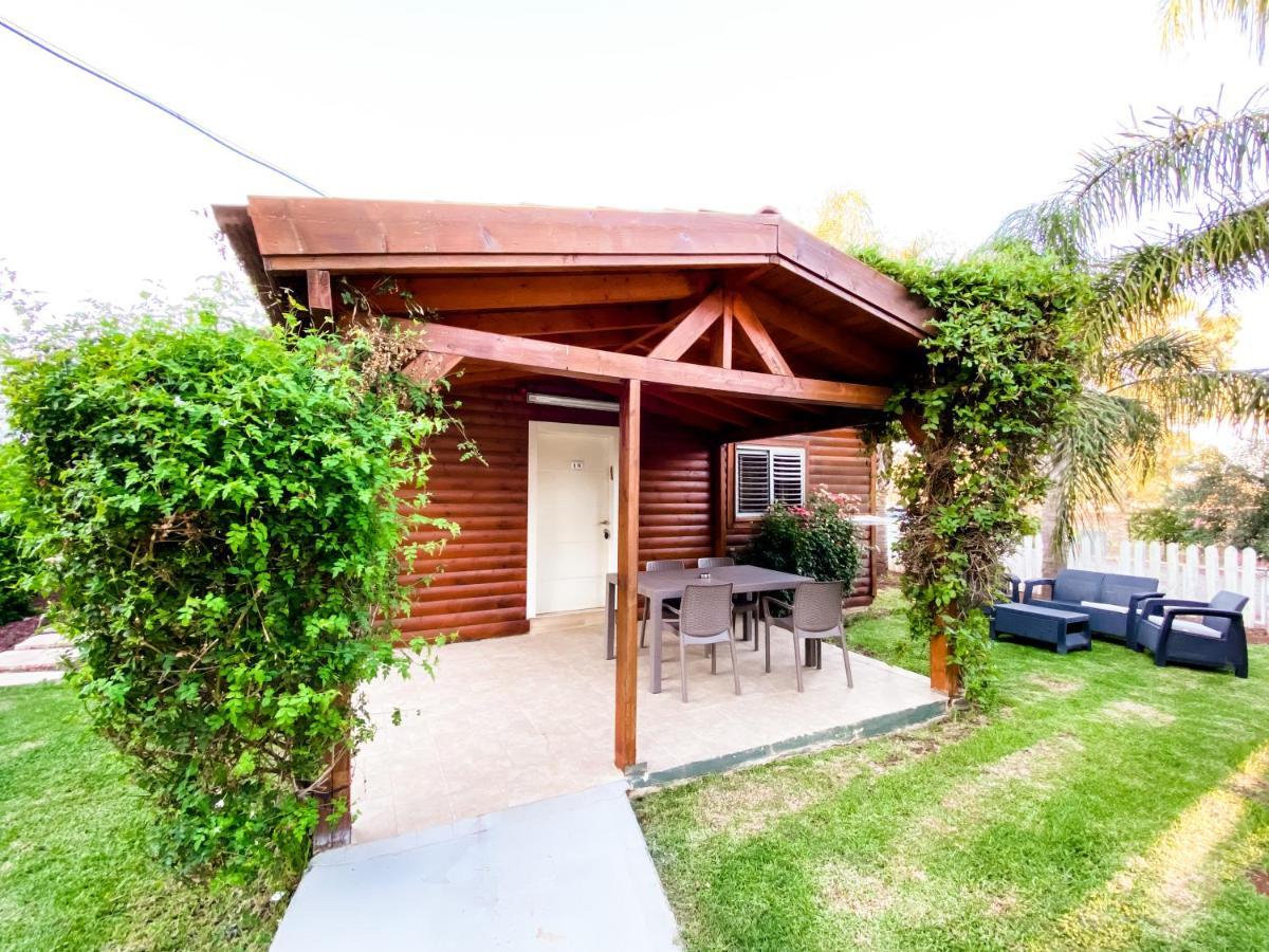 Etzel Tami Hospitality Neot Golan Exterior foto