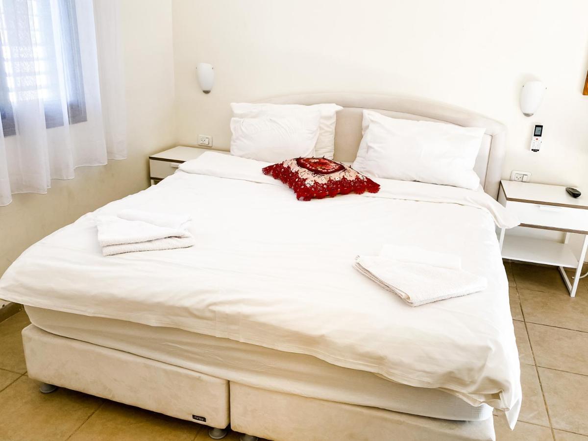 Etzel Tami Hospitality Neot Golan Exterior foto