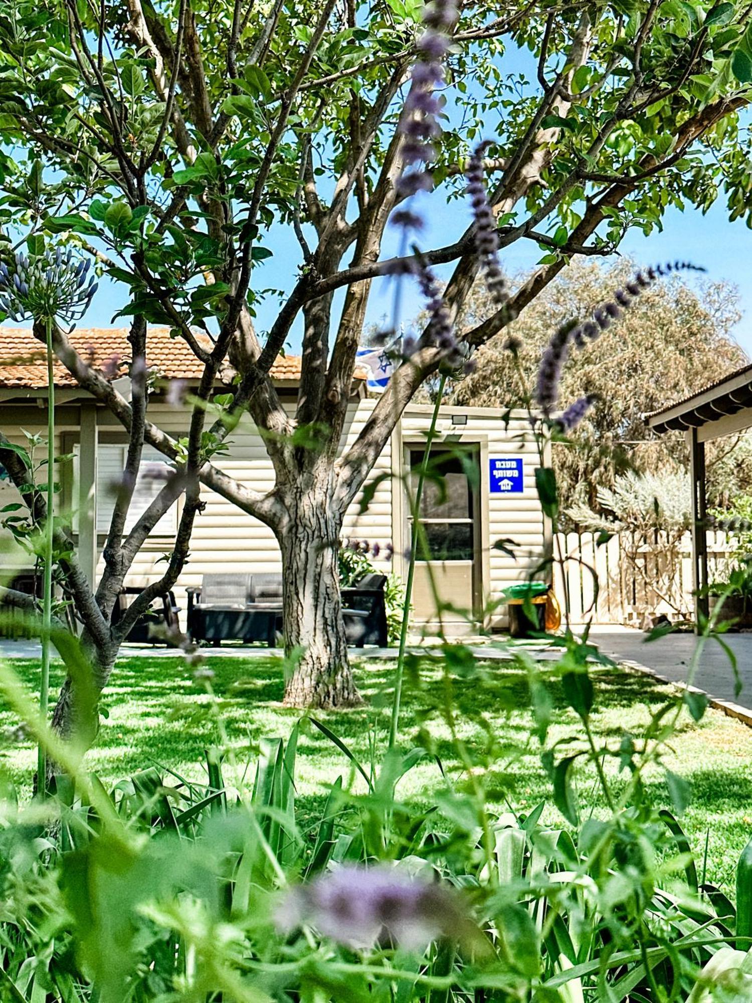 Etzel Tami Hospitality Neot Golan Exterior foto