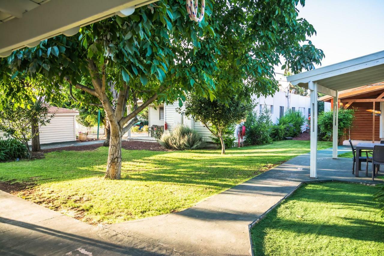 Etzel Tami Hospitality Neot Golan Exterior foto
