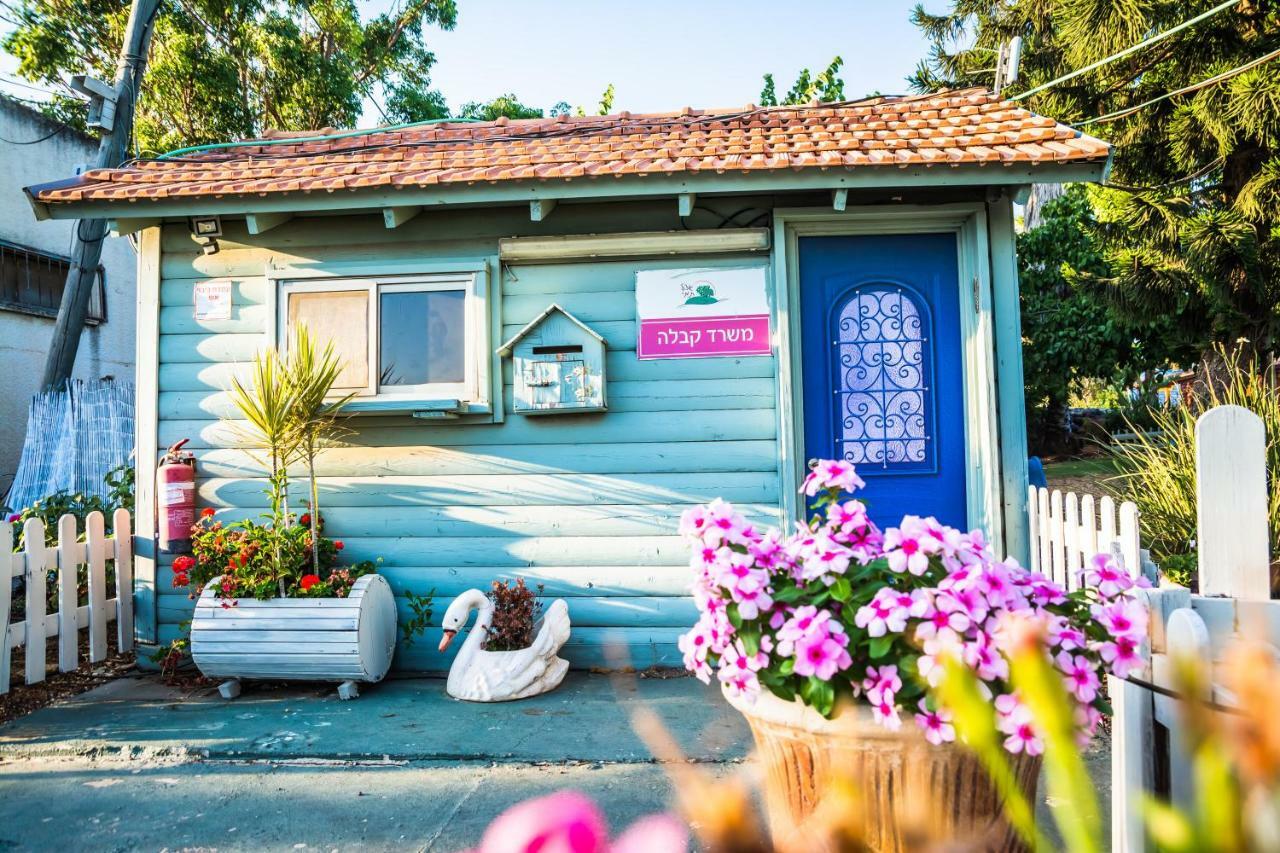 Etzel Tami Hospitality Neot Golan Exterior foto