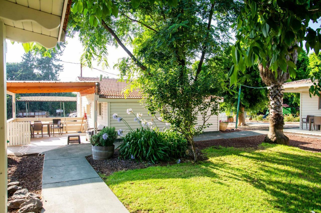 Etzel Tami Hospitality Neot Golan Exterior foto