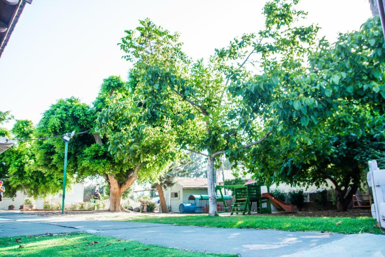 Etzel Tami Hospitality Neot Golan Exterior foto